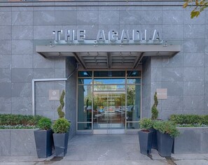 Property entrance - National at Pentagon (Arlington)