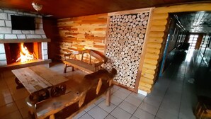 Lobby sitting area - Cabañas Korachi (Bocoyna)