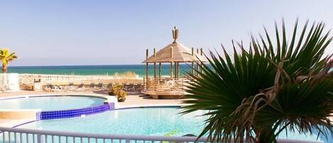 Piscine couverte, piscine chauffée