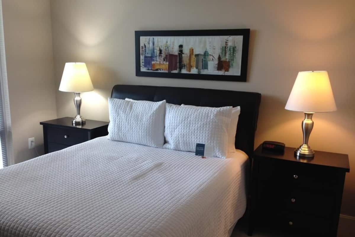 1 bedroom, individually decorated, individually furnished