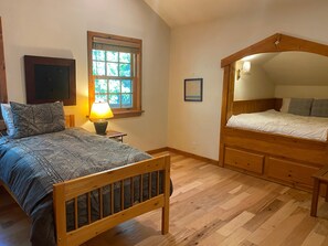 6 Schlafzimmer, Bügeleisen/Bügelbrett, kostenloses WLAN, Bettwäsche