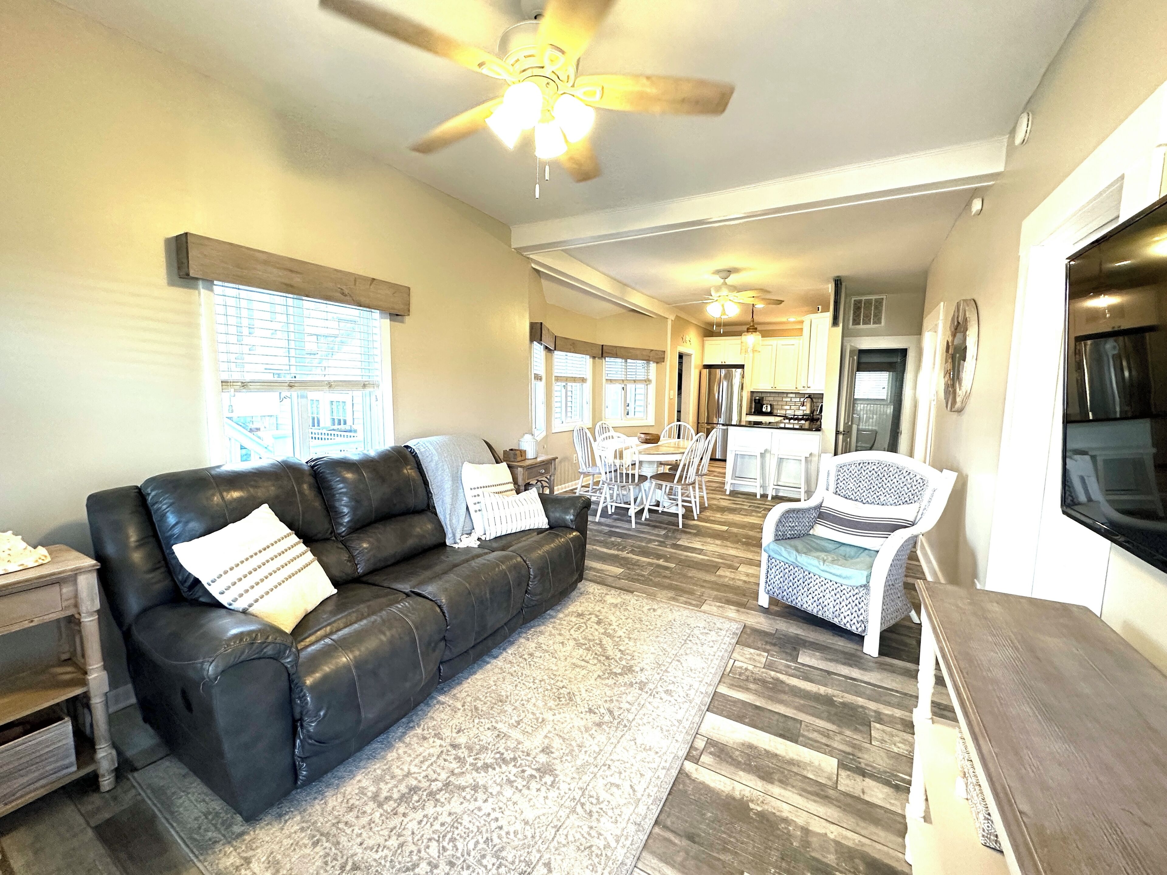 Father’s Day open! STEPS TO BEACH & BOARDWALK! Spacious porch! 