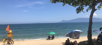 Comfortable chalet in family condominium near beach