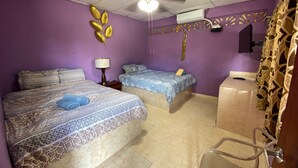 Family Room, 1 Bedroom
