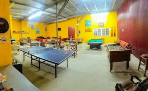 Game room - Windmill Hostel (El Valle de Anton)
