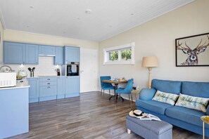Interior - Rafters -  a lodge that sleeps 2 guests  in 1 bedroom (Georgeham)