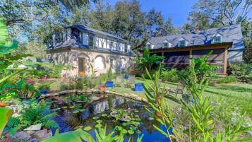 Enceinte de lâhĂ©bergement