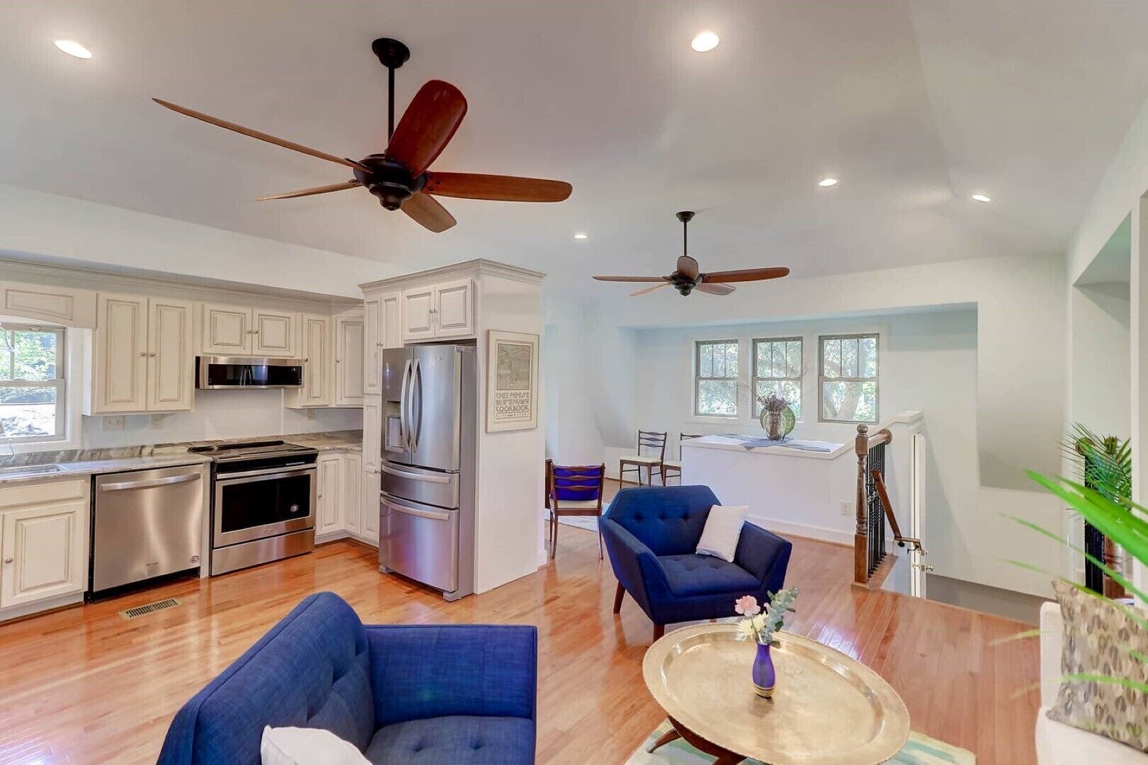 The Cottage at DuPont. Privacy, Space and a Garden View