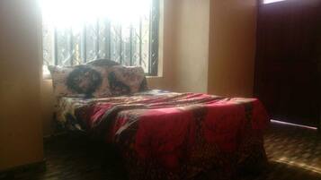 2 bedrooms, Internet