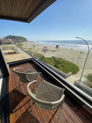 Chambre Luxe, vue plage | Balcon
