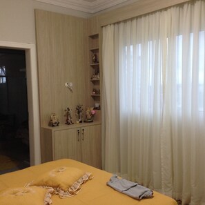 2 quartos, ferros/tábuas de passar roupa, Wi-Fi