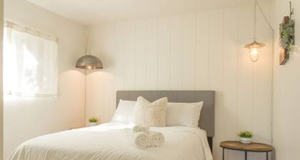 AVOCADO ACRES APT w / aamiaistuotteet ja nopea WiFi