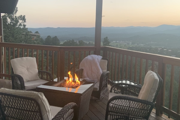 Swivel, rock and relax while you enjoy your first cup of coffee, or happy hour.