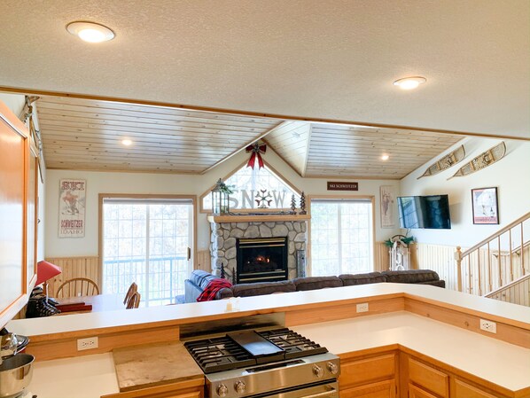 المنشأة من الداخل