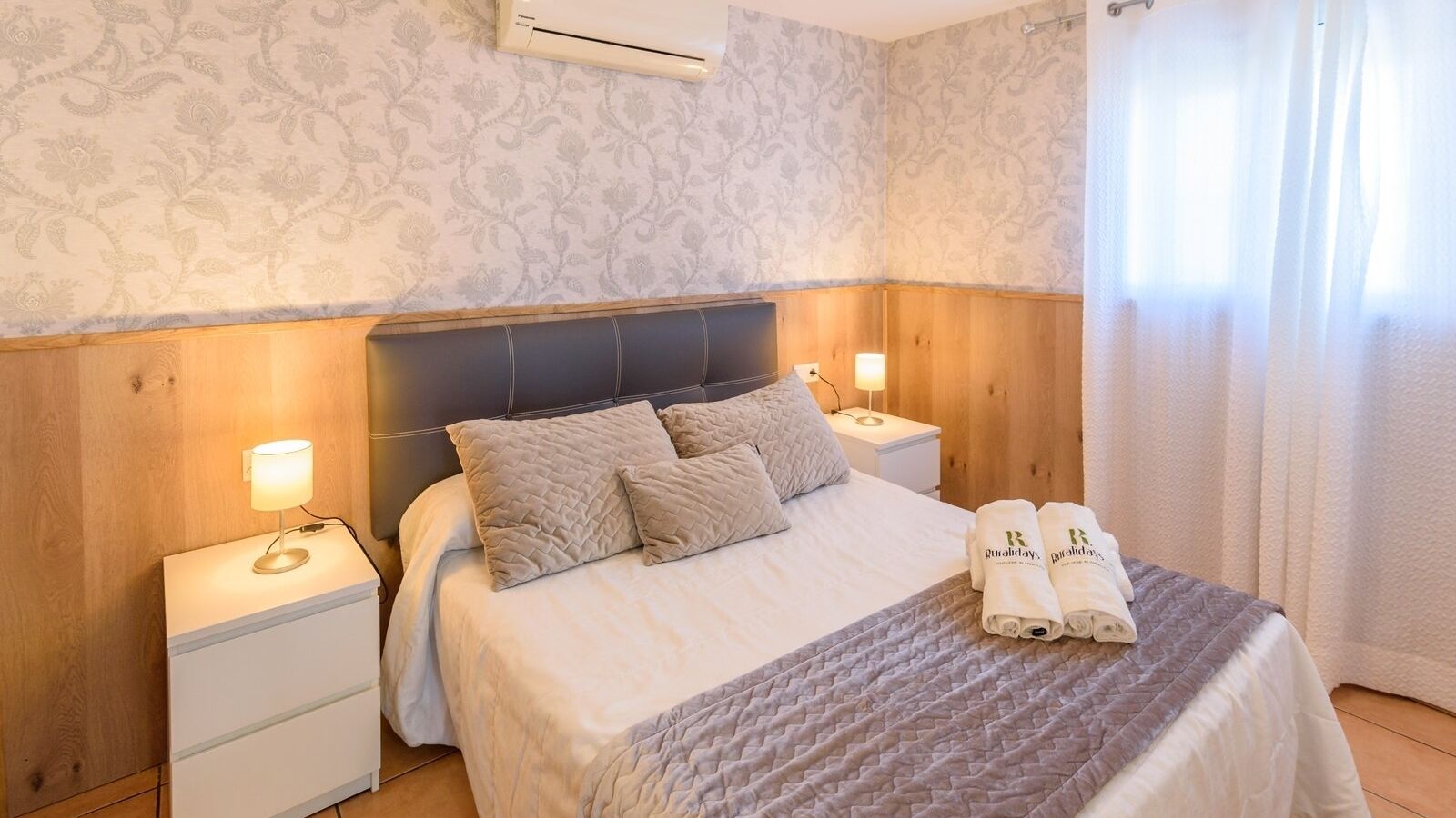 3 chambres, fer et planche à repasser, lit parapluie, Wi-Fi