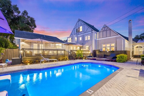 The Kenwood Gables Boutique Bed & Breakfast