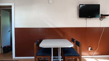 Family Cabin, 2 Bedrooms | In-room dining