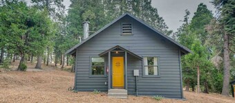 Cabin #6 - The Perch at Twin Peaks