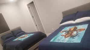 Interior - Bayou Beauty (New Orleans)