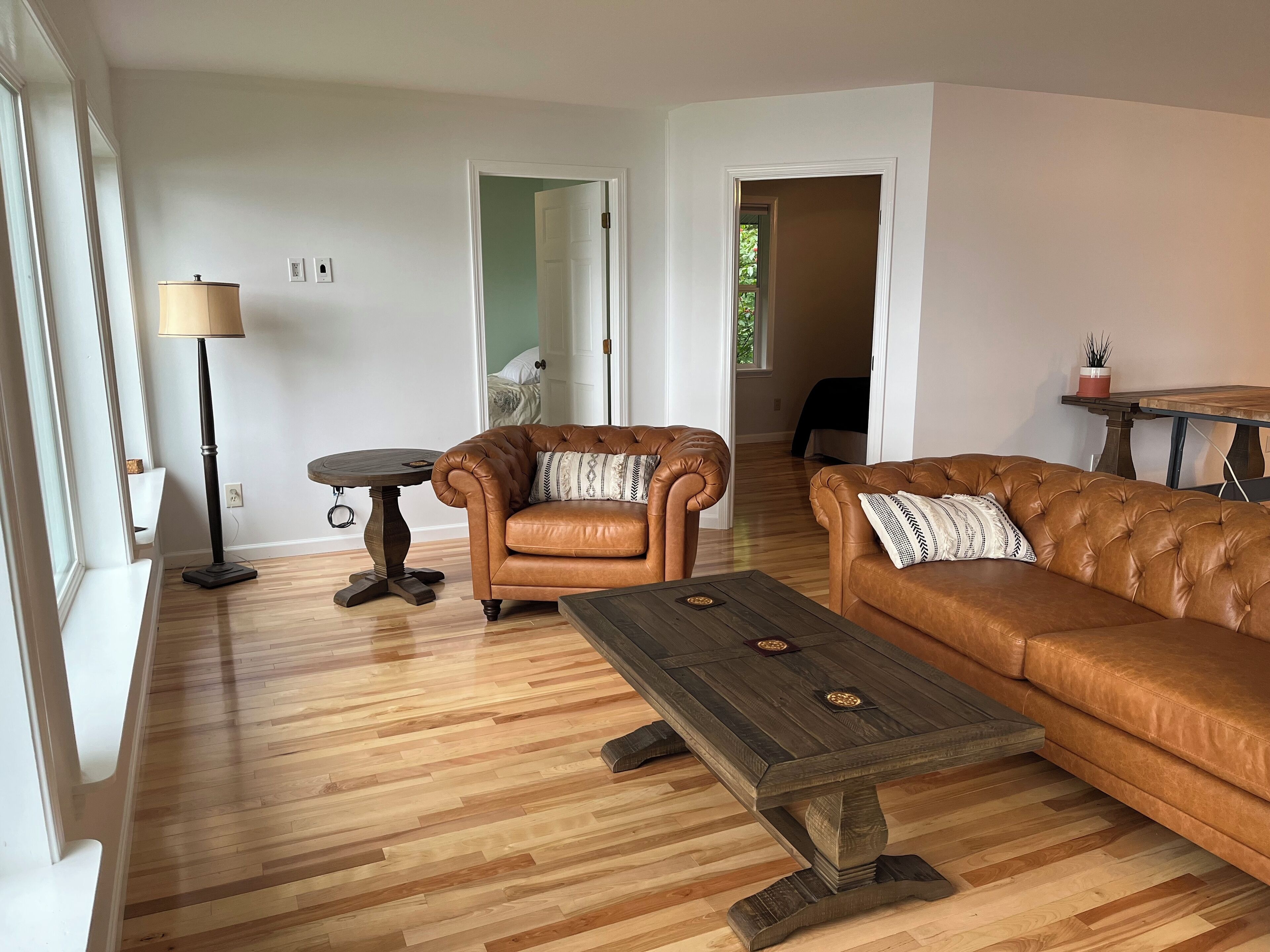 Waterfront Auke Bay cottage in Juneau