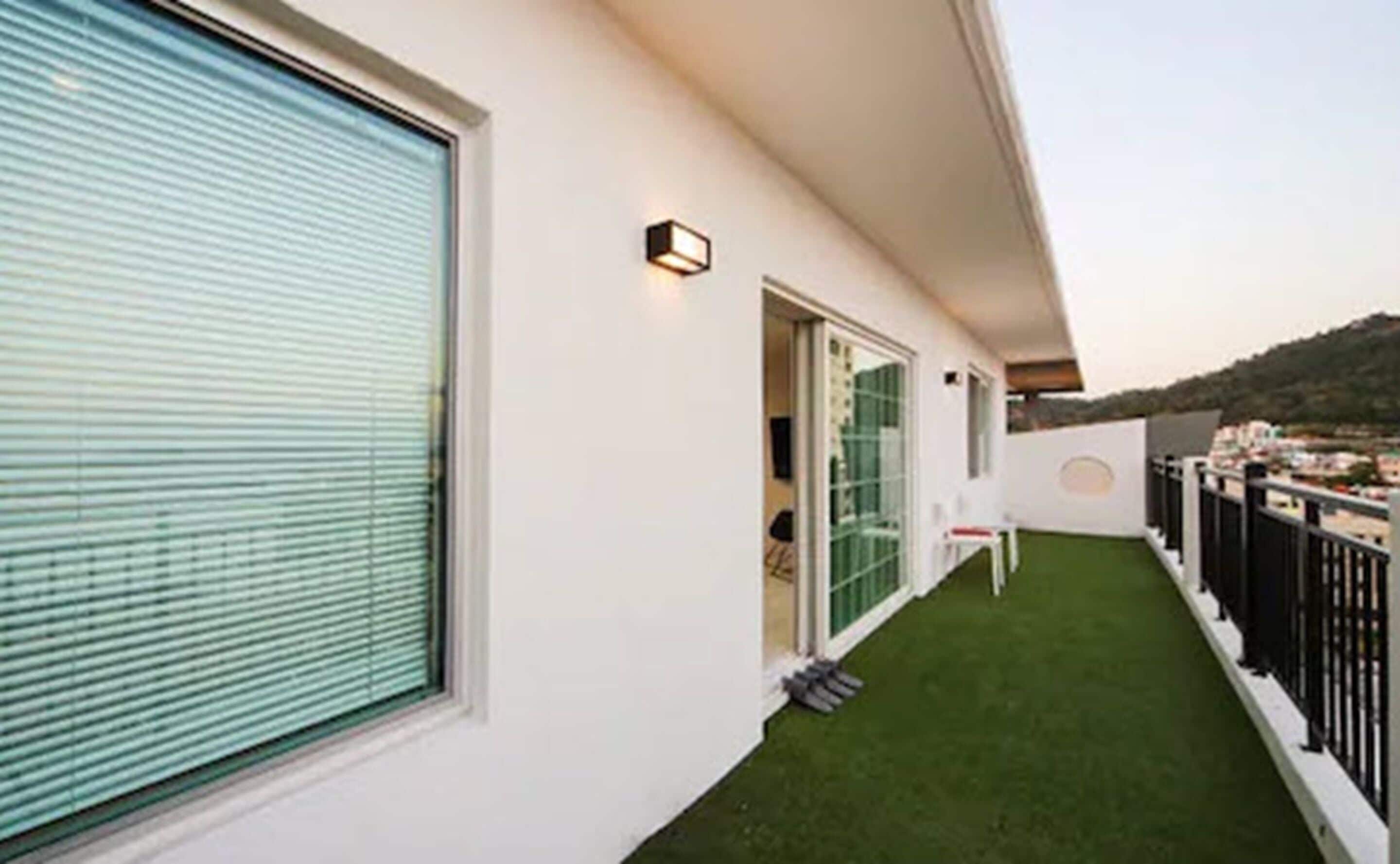 family suite | balcony