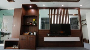 Superior Double Room - Bao Han Hotel (Bai Chay)