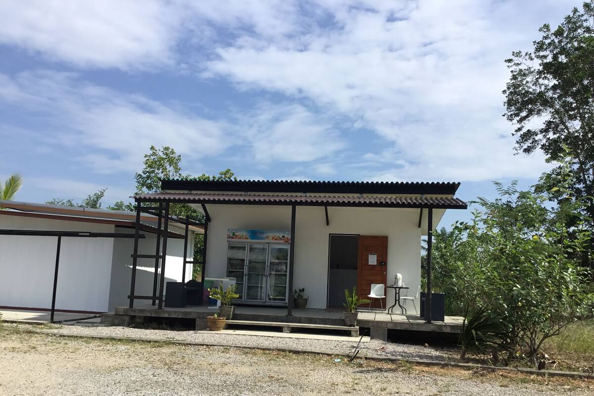 基本客房, 1 張標準雙人床 | 遮光布/窗簾、免費無線上網、床單