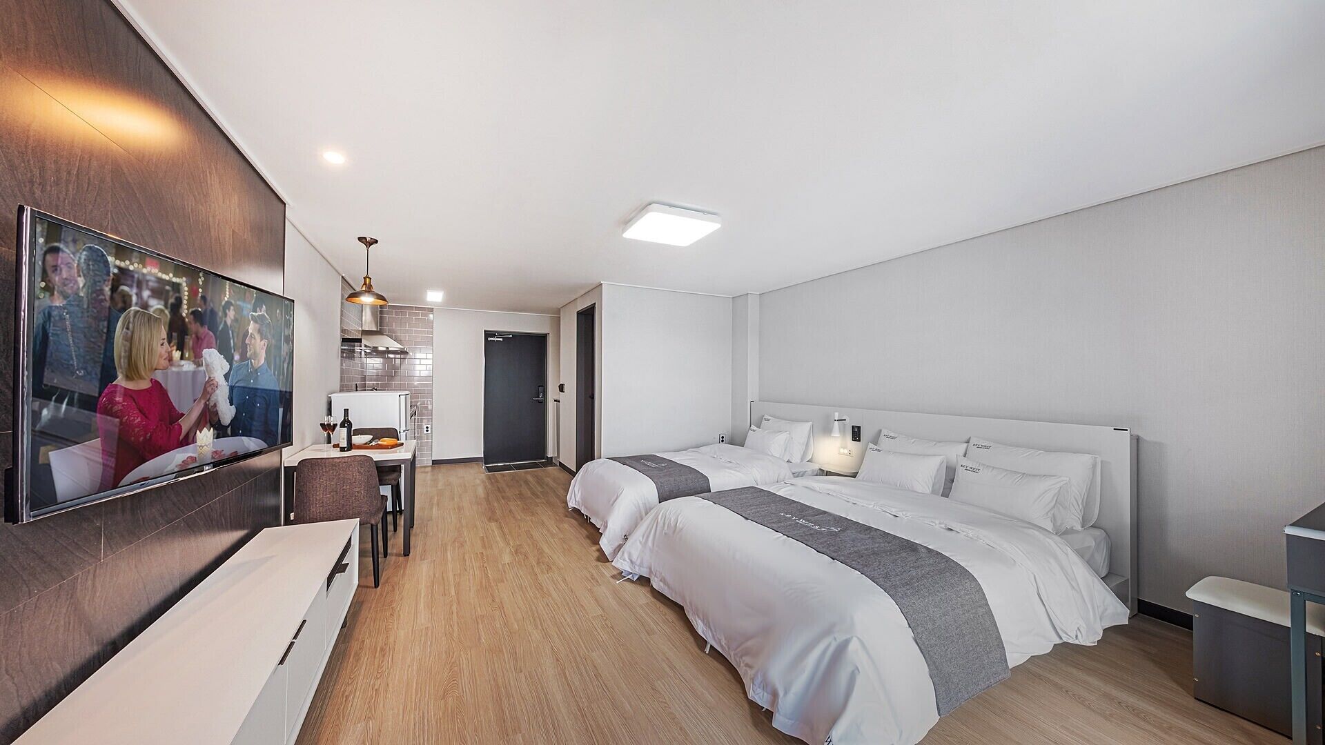 deluxe room, ocean view | blackout curtains, free wifi, bed sheets