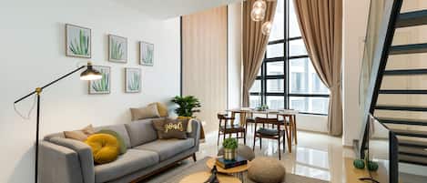 Télévision à écran plat