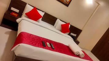 Executive Room | Individually furnished, iron/ironing board, free WiFi, bed sheets