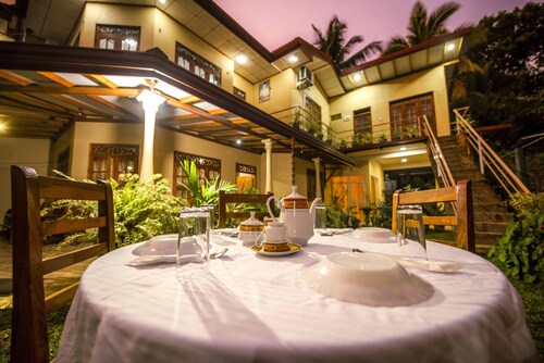 Wildlife Safari House