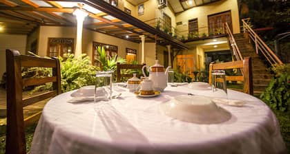 Wildlife Safari House