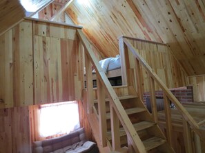Standard Cabin | Bed sheets