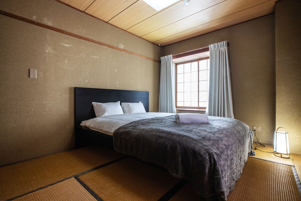 Doppelzimmer (for 3 Guests)