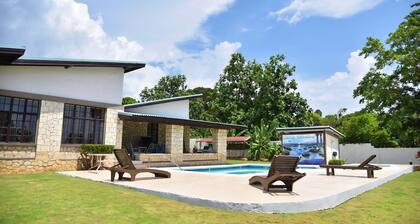 Big Family Beachfront Villa
