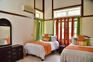8 bedrooms, iron/ironing board, WiFi, bed sheets