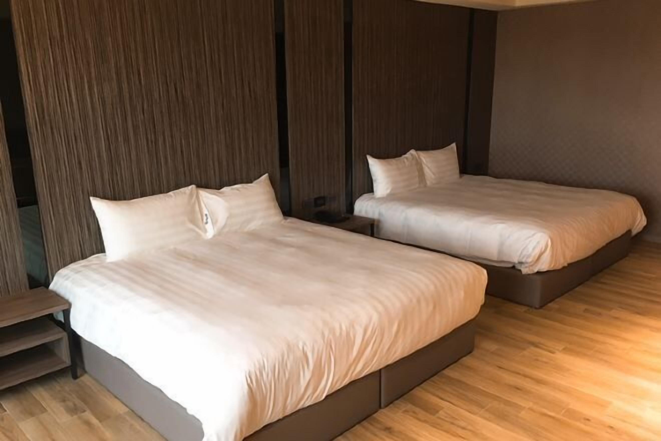 Down comforters, minibar, desk, laptop workspace