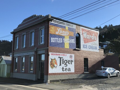 Appartement au dernier étage avec 3 chambres dans l'emblématique Tiger Tea Building