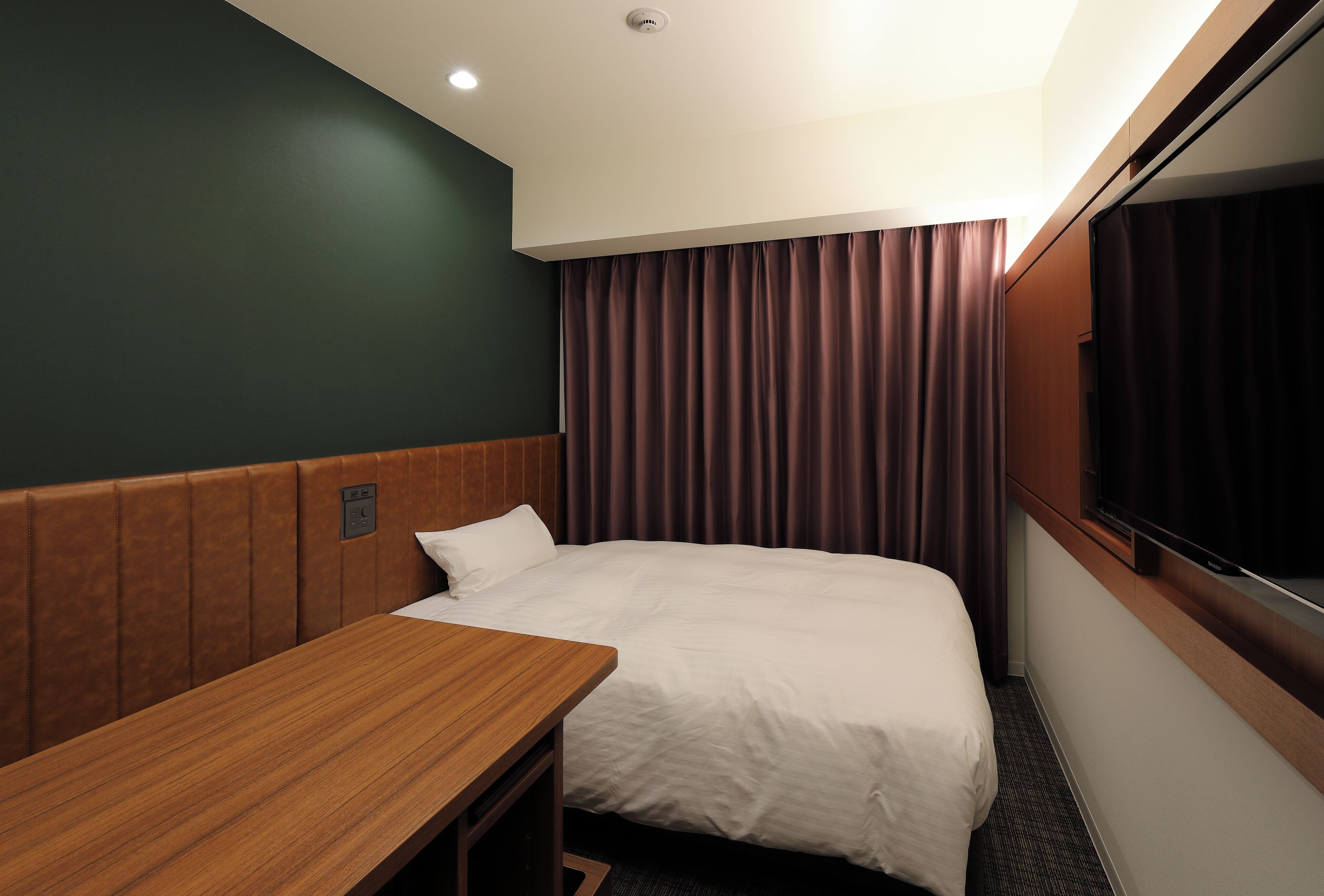 1 bedroom, in-room safe, desk, laptop workspace