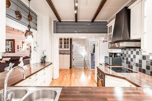 Exclusive Villa | Private kitchen