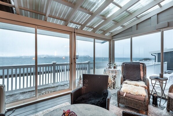 Exclusive Villa | View from room - By the Sea  Luxury Villa (Tromsø)