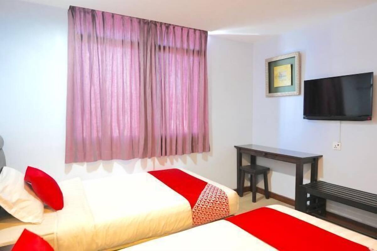 Desk, free WiFi, bed sheets