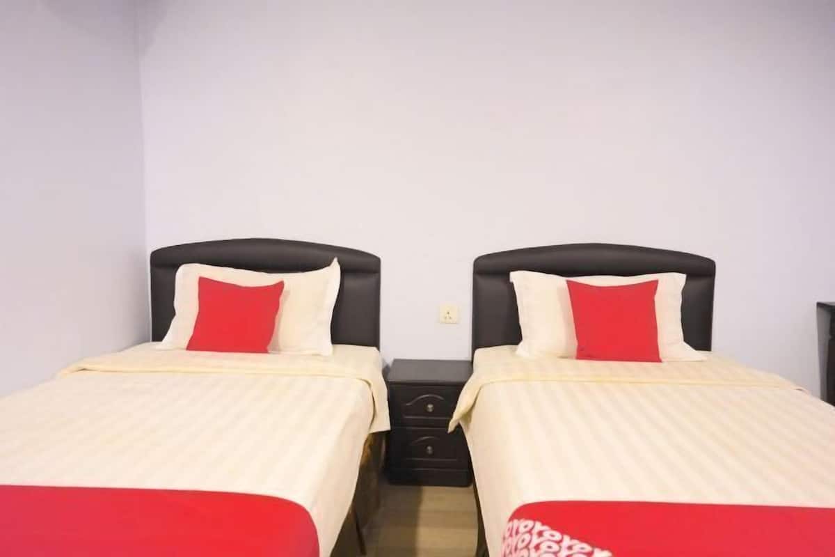 1 bedroom, desk, free WiFi