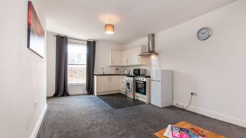 City Apartment | Living area