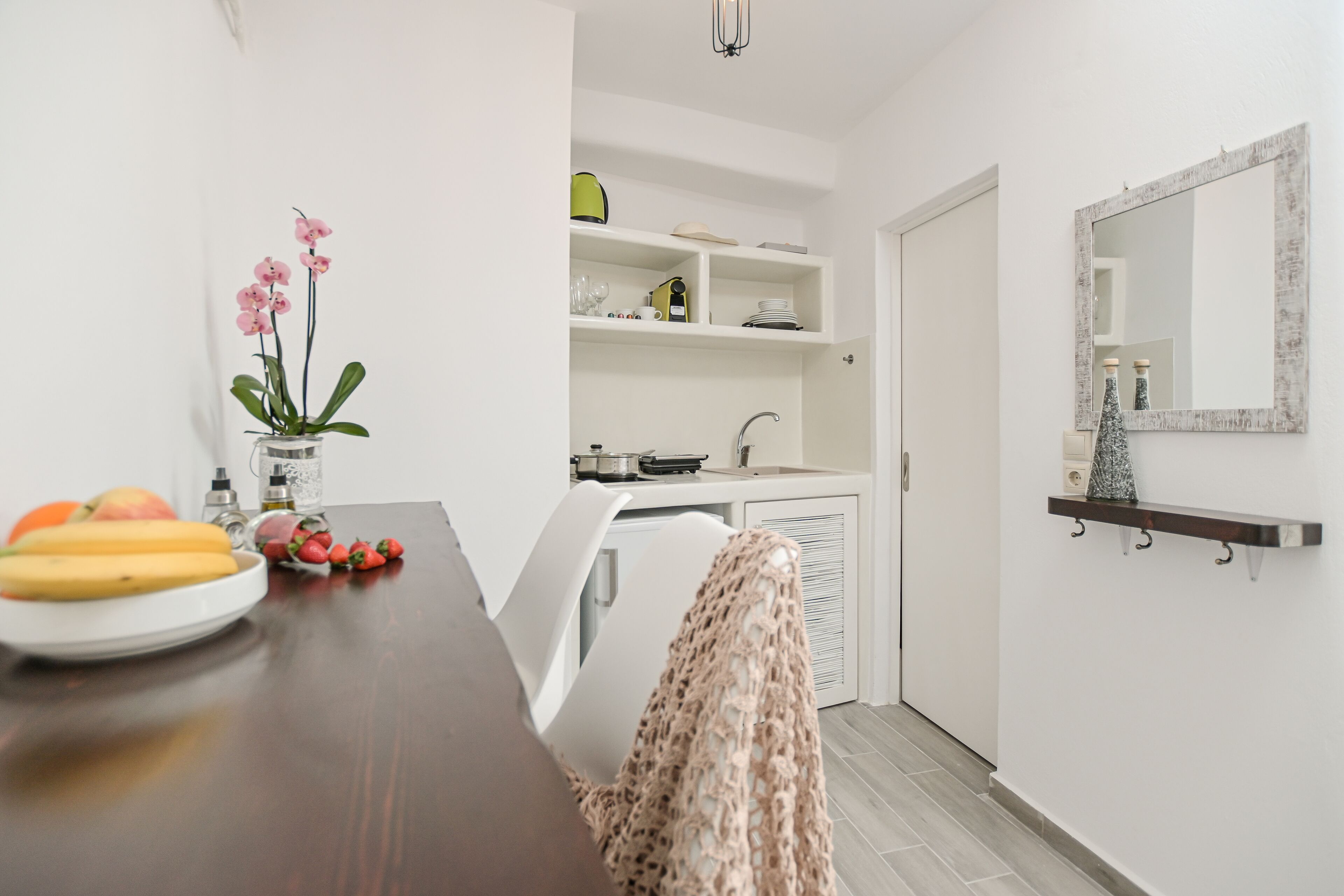 double room (v.s.iii suite 2) | premium bedding, pillow-top beds, in-room safe, soundproofing