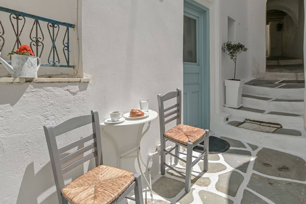 Venetian Room | Sengetøy av topp kvalitet, senger med overmadrass og safe på rommet