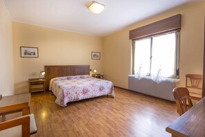 3 habitaciones, wifi gratis y ropa de cama 