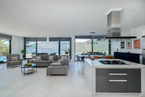 Dining - Villa Eskiz - stunning 5 bedroom villa with unobstructed views and infinity pool (Kalkan)