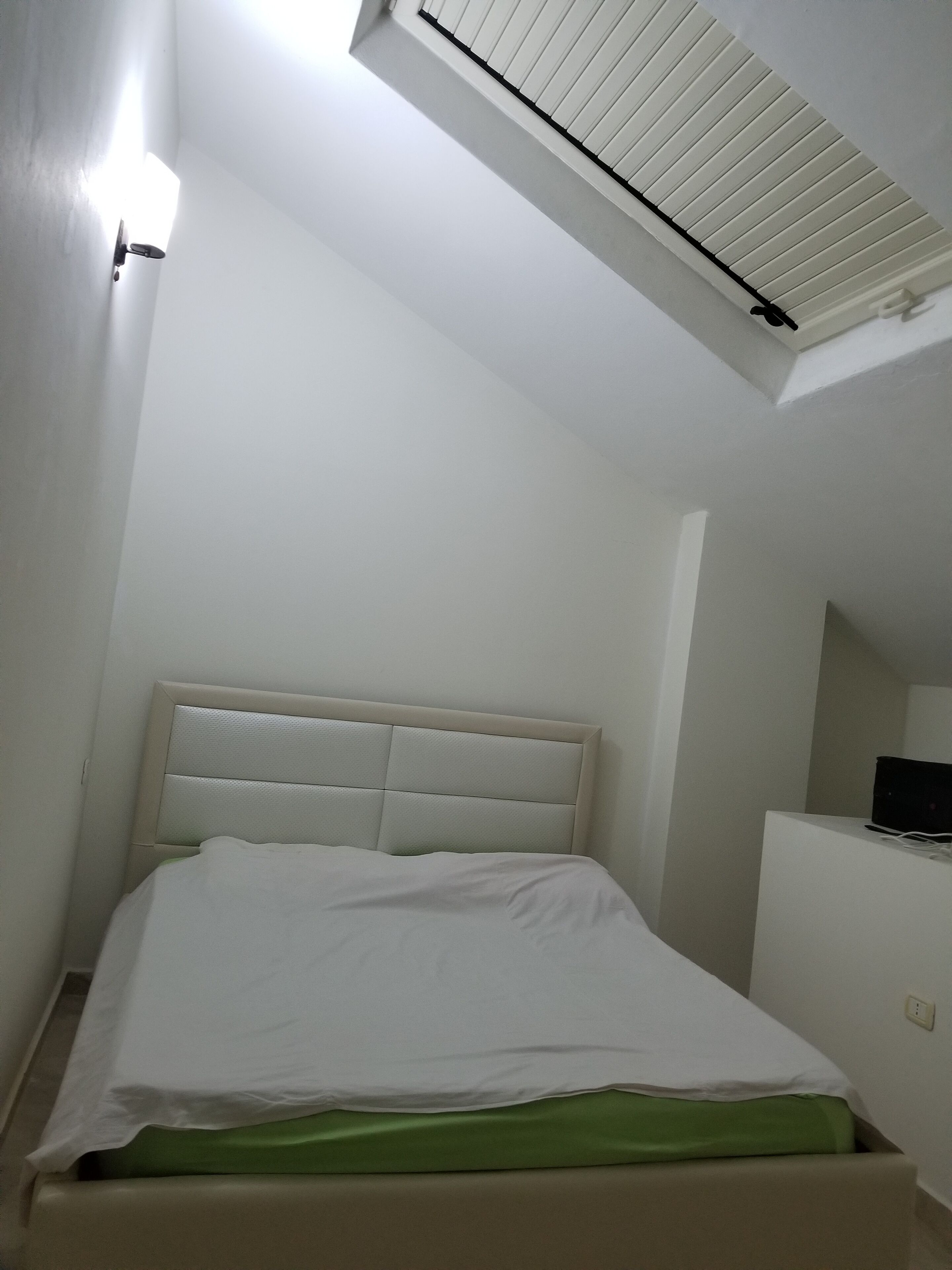 2 多间卧室、WiFi