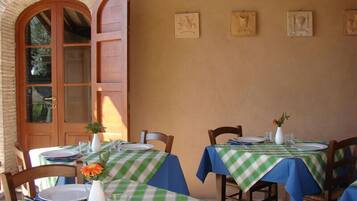 Ristorazione all'aperto